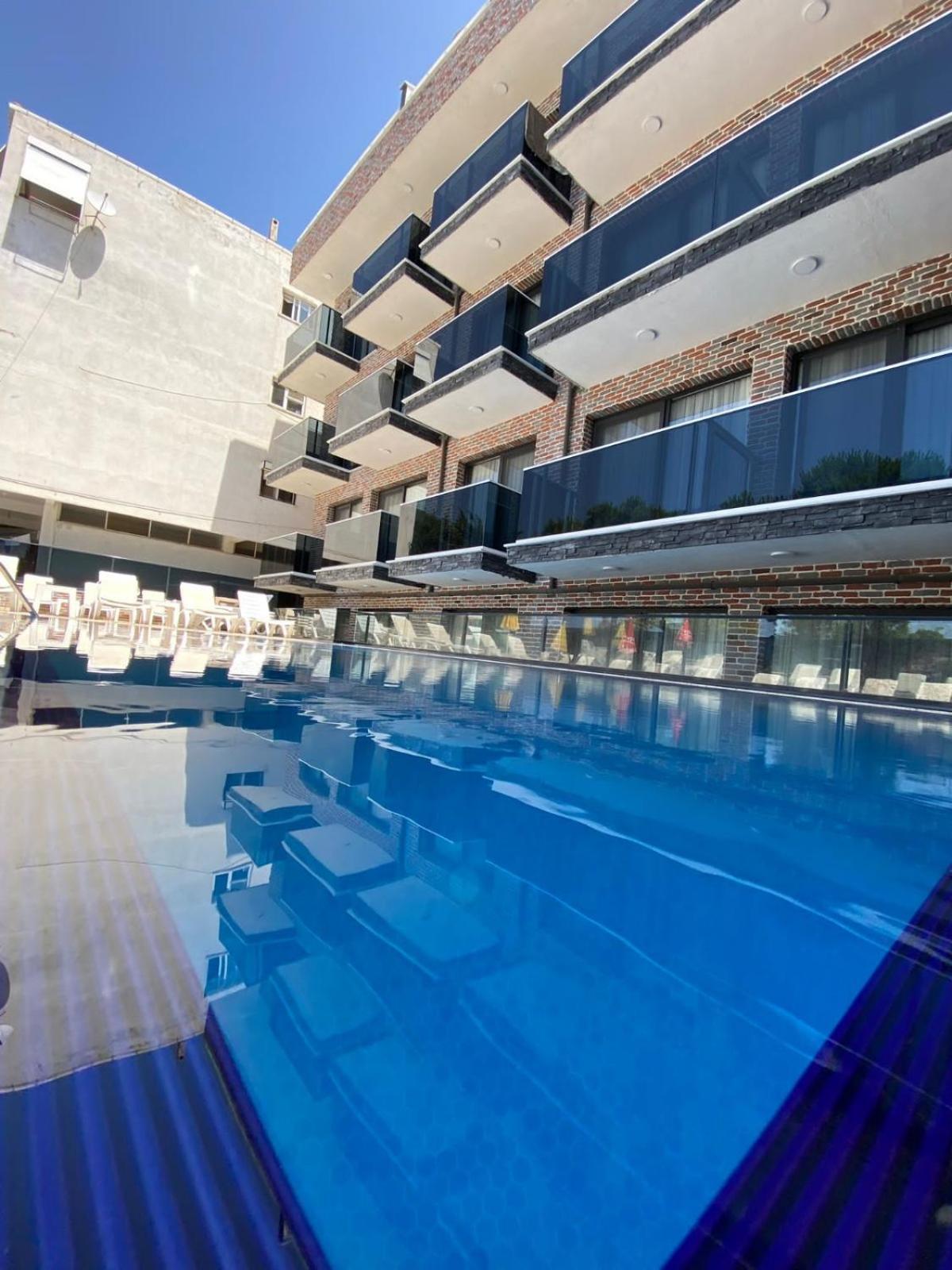 Mari Pembe Otel Marmara Adasi Bagian luar foto