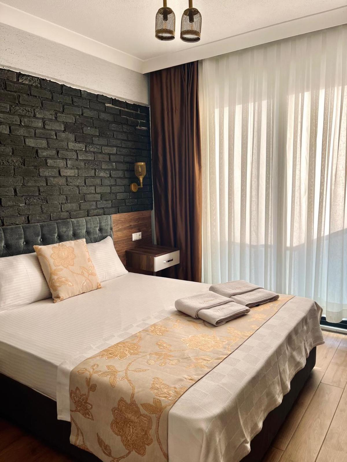 Mari Pembe Otel Marmara Adasi Bagian luar foto